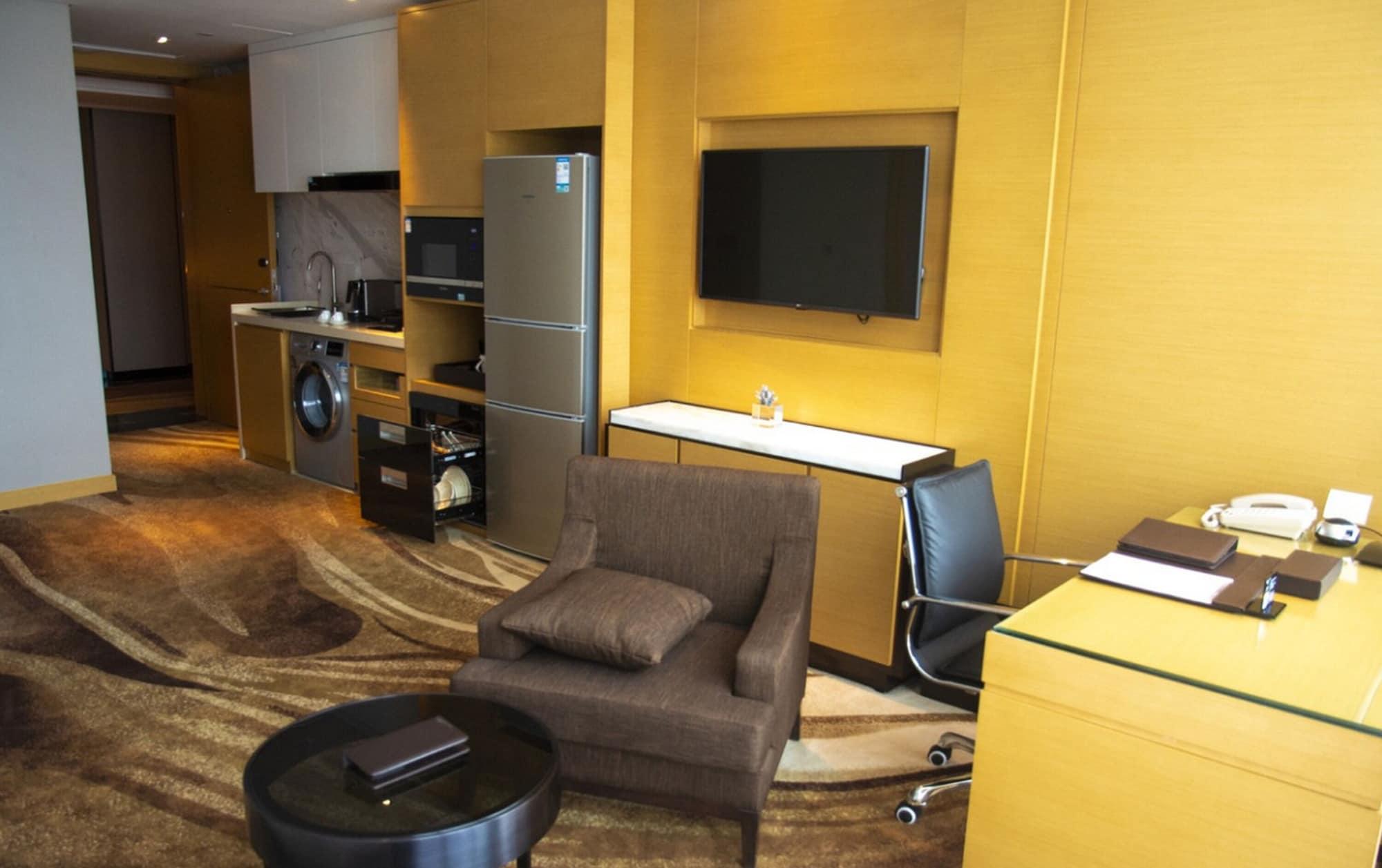 Shenzhen Futian Wyndham Grand Hotel Exterior photo