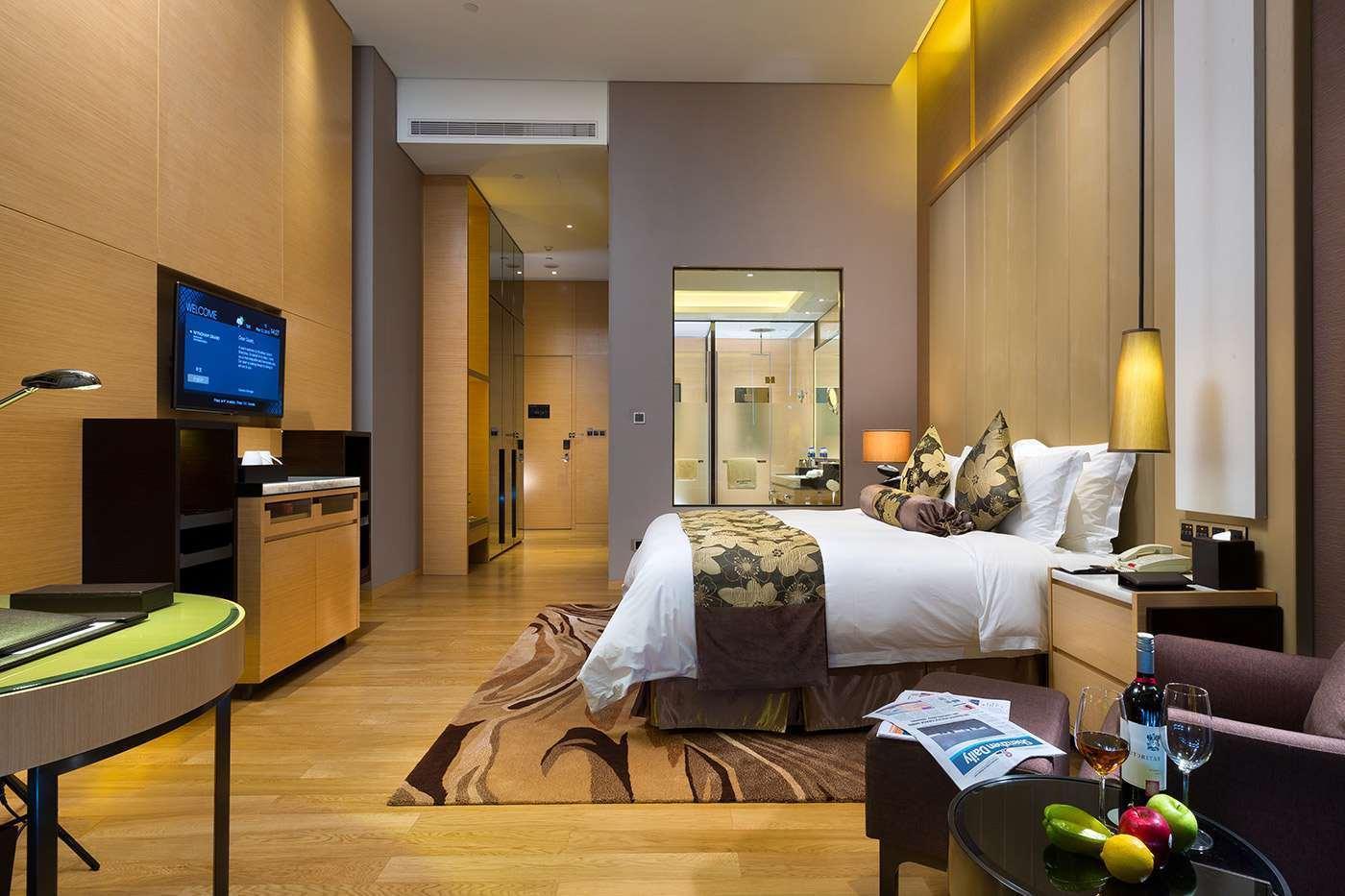 Shenzhen Futian Wyndham Grand Hotel Exterior photo