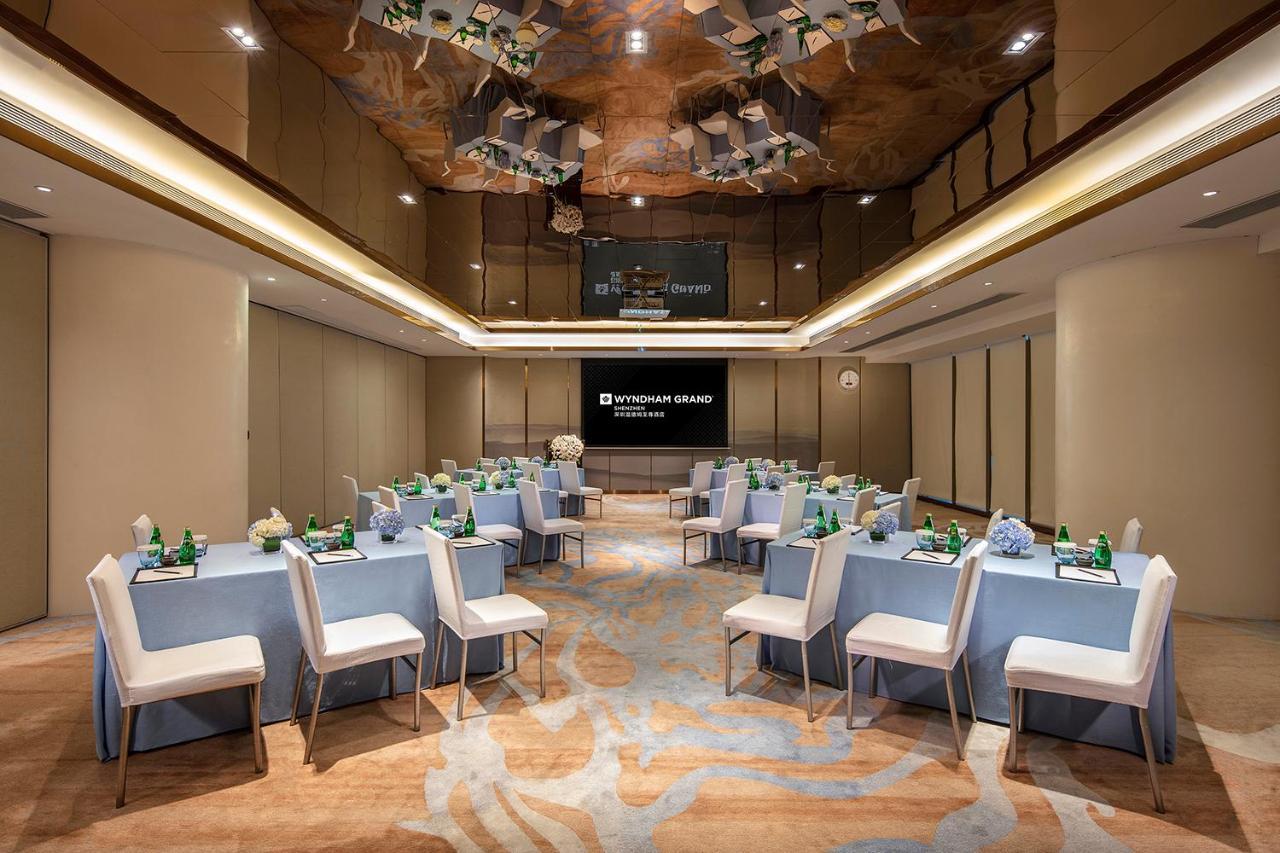 Shenzhen Futian Wyndham Grand Hotel Exterior photo
